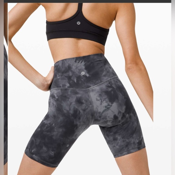 Lululemon Align Short 8" *Diamond Dye
Diamond Dye Pitch Grey Graphite Grey - Picture 2 of 5